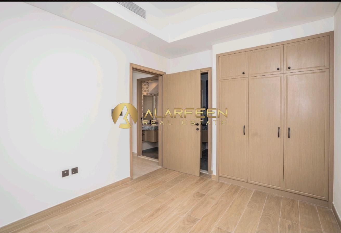 Unfurnished | Corner Villa | Bigger Size photo 13