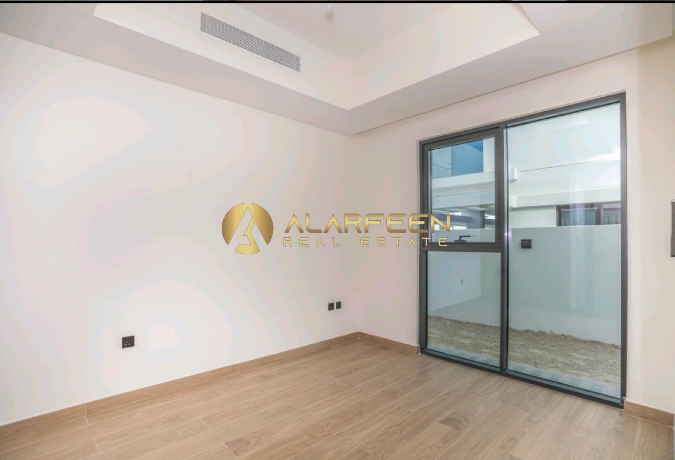 Unfurnished | Corner Villa | Bigger Size photo 10