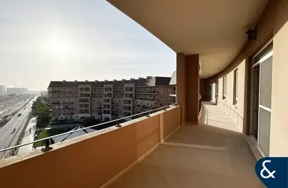 Apartment - 3 Bedrooms - 4 Bathrooms for rent in Abbey Crescent 2 - Abbey Crescent - Motor City - Dubai