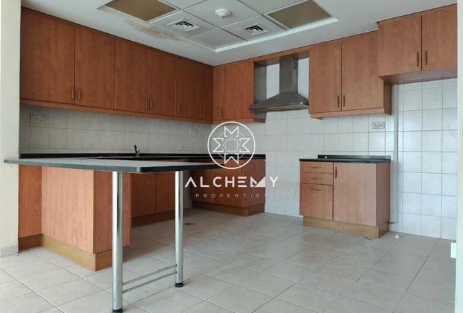 97374167 - Property Image 3