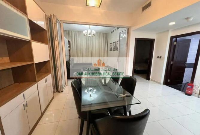 69892305 - Property Image 3