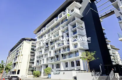 Duplex - 3 Bedrooms - 3 Bathrooms for sale in Oasis 1 - Oasis Residences - Masdar City - Abu Dhabi