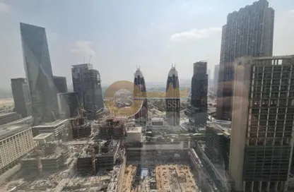 Apartment - 3 Bedrooms - 3 Bathrooms for rent in 21st Century Tower - Sheikh Zayed Road - Dubai
