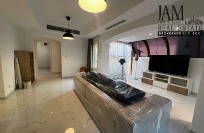 Townhouse - 2 Bedrooms - 3 Bathrooms for rent in Springs 5 - The Springs - Dubai