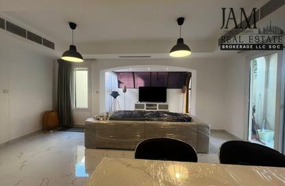 Townhouse - 2 Bedrooms - 3 Bathrooms for rent in Springs 5 - The Springs - Dubai