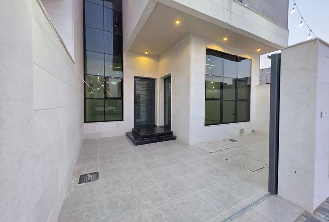 108187003 - Property Image 3