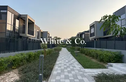 Townhouse - 4 Bedrooms - 5 Bathrooms for sale in Mudon Al Ranim 6 - Mudon - Dubai