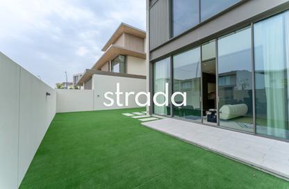 Townhouse - 3 - 4 for sale in Nad Al Sheba Gardens 2 - Nad Al Sheba Gardens - Nad Al Sheba 1 - Nad Al Sheba - Dubai