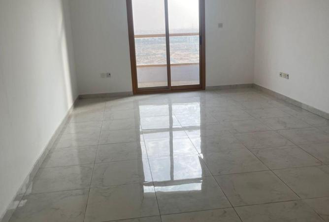 87453245 - صورة العقار 3