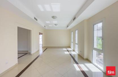 Villa - 3 Bedrooms - 4 Bathrooms for rent in Rahat - Mudon - Dubai