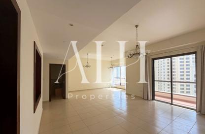 Apartment - 2 Bedrooms - 3 Bathrooms for rent in Rimal 3 - Rimal - Jumeirah Beach Residence - Dubai