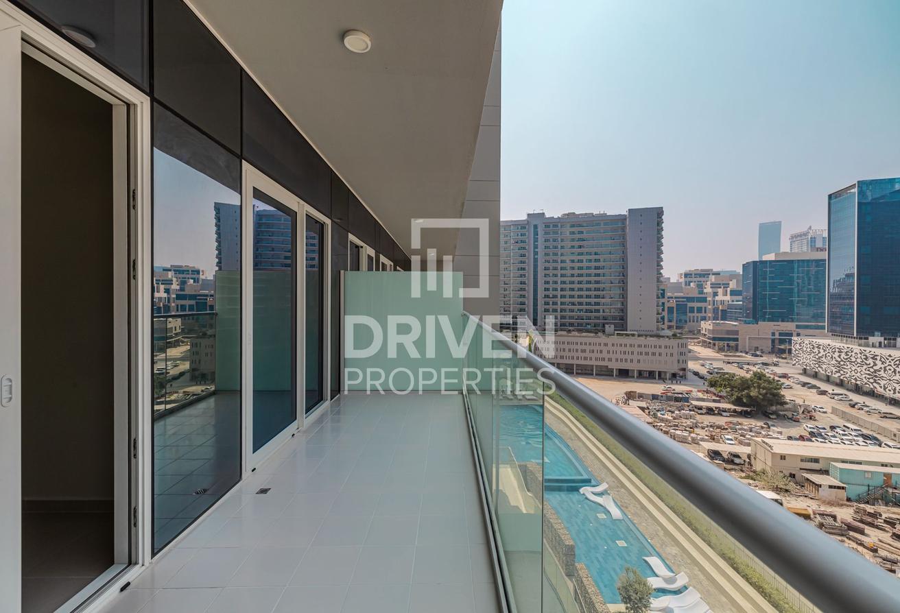 Burj and Pool View | Vacant | Prime Location photo 12