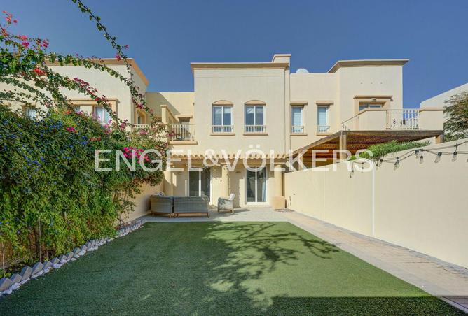 53573805 - Property Main Image