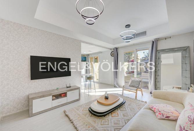 53573805 - Property Image 3