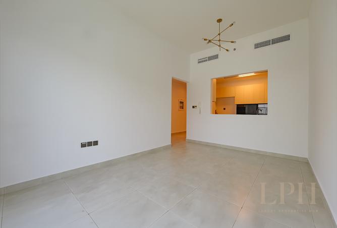 120654345 - Property Image 3