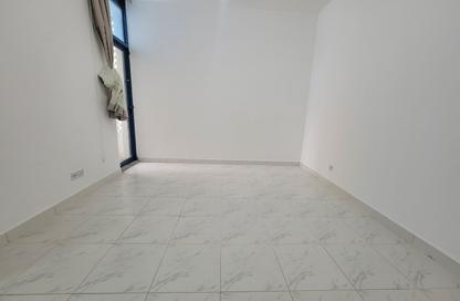 Apartment - 2 Bedrooms - 2 Bathrooms for rent in Khalidiya Street - Al Khalidiya - Abu Dhabi Apartment - 2 Bedrooms - 2 Bathrooms for rent in Khalidiya Street - Al Khalidiya - Abu Dhabi