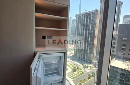Business Centre - Studio - 4 Bathrooms for rent in The Binary Tower - Business Bay - Dubai