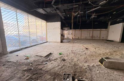 Shop - Studio - 2 Bathrooms for rent in Al Thani Muwaileh - Muwaileh Commercial - Sharjah