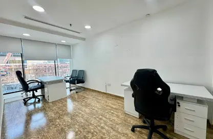 Office Space - Studio - 4 Bathrooms for rent in Hamdan Street - Abu Dhabi