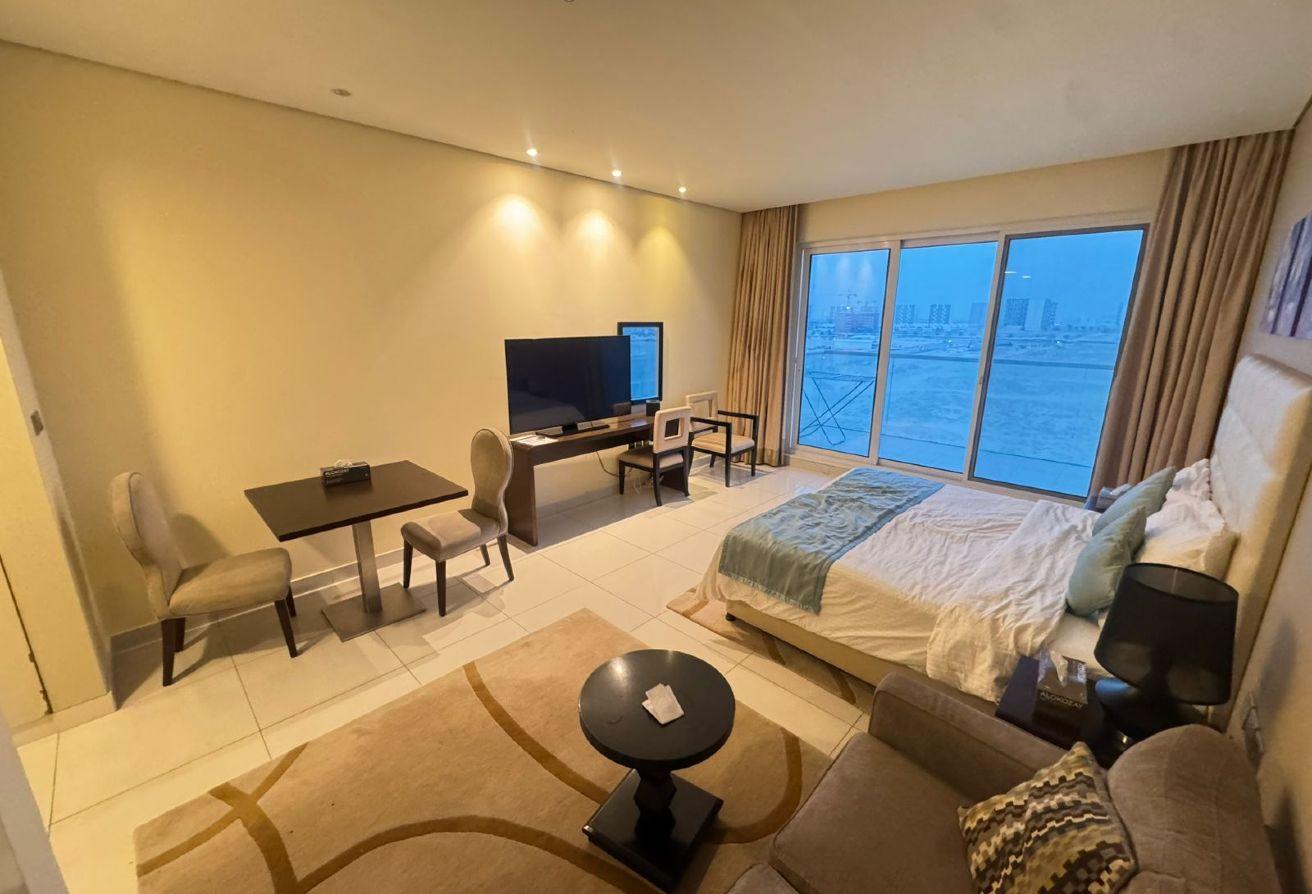 Comfort and Spacious Studio | Read to move photo 6