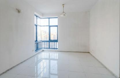 Apartment - 2 - 2 for rent in Gulf Pearl Tower - Al Majaz 1 - Al Majaz - Sharjah