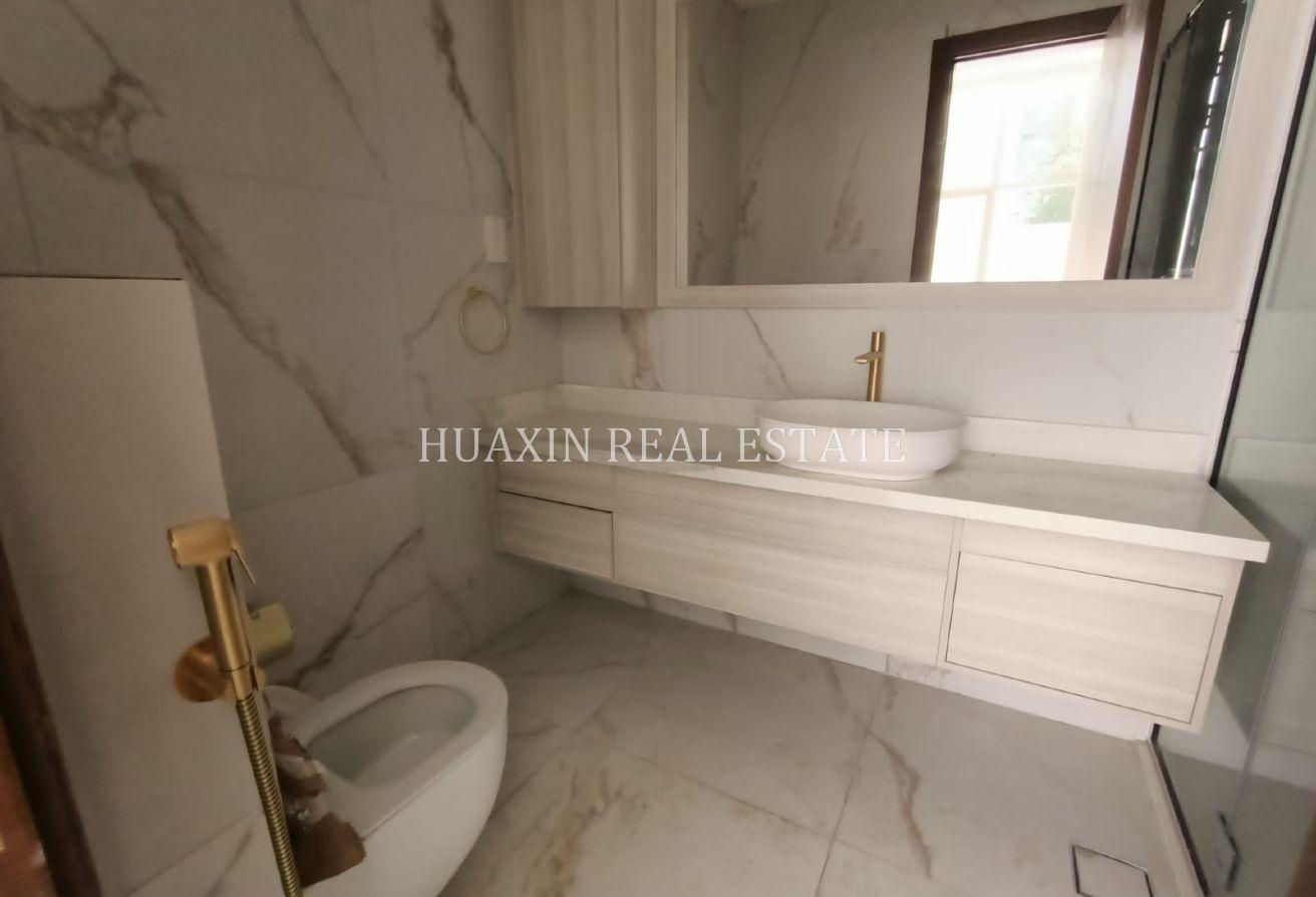 Spacious 6 bedrooms | Private Pool |Close to Beach photo 7