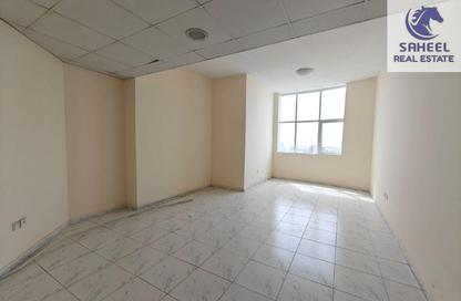 Apartment - 2 Bedrooms - 2 Bathrooms for rent in RAK Tower - Al Seer - Ras Al Khaimah