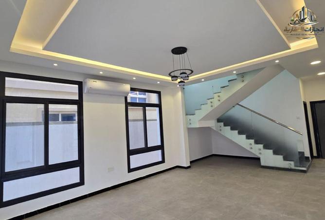 102414671 - Property Image 3