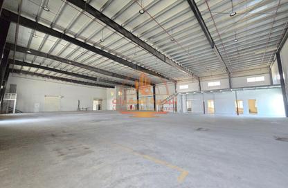 Warehouse - Studio - 2 for rent in Umm Al Thuoob - Umm Al Quwain