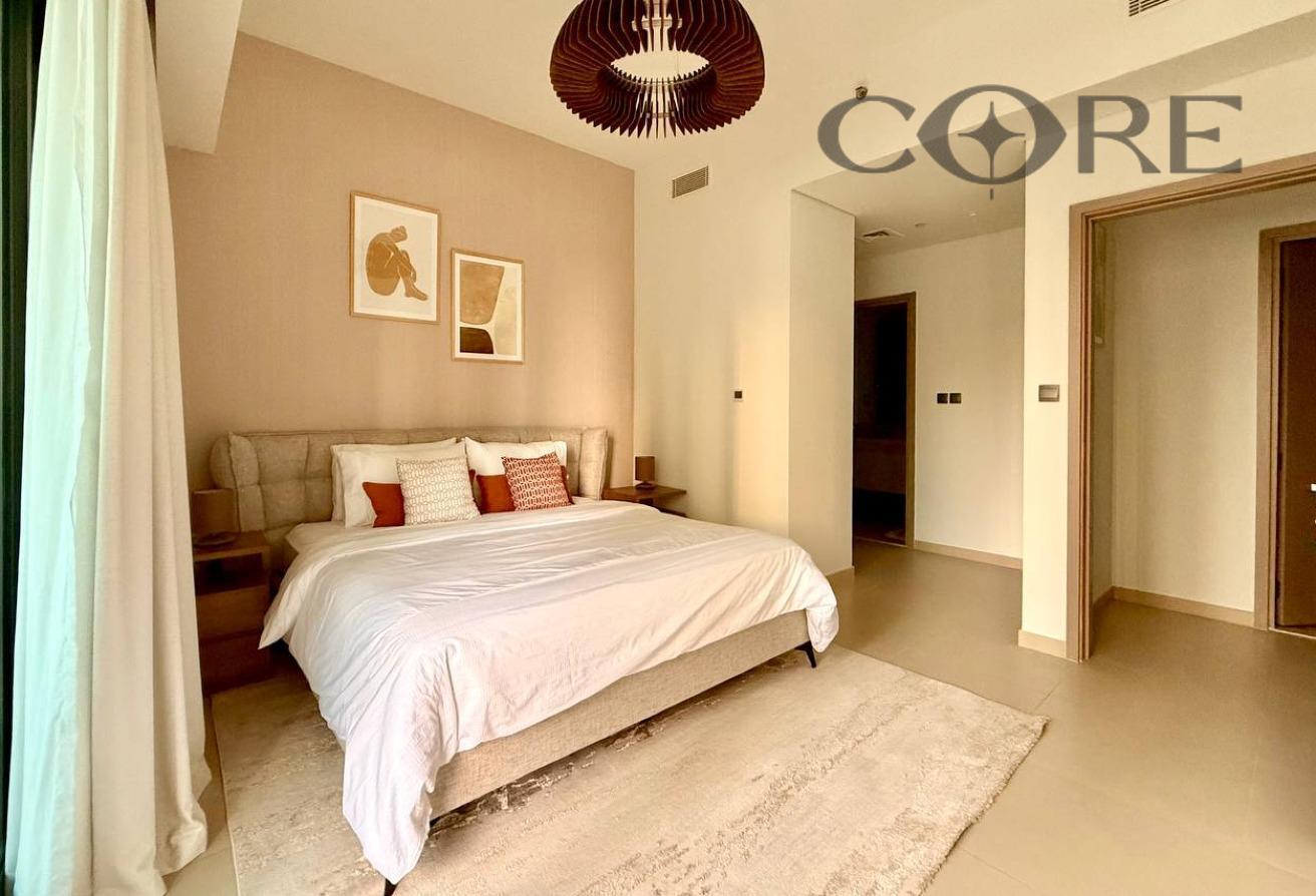 Fully Furnished | High Floor | Prime Location photo 9