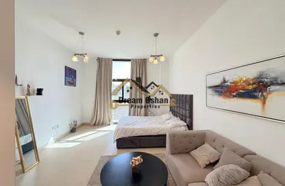 Apartment - Studio - 1 Bathroom for rent in Iris Amber - Al Jaddaf - Dubai