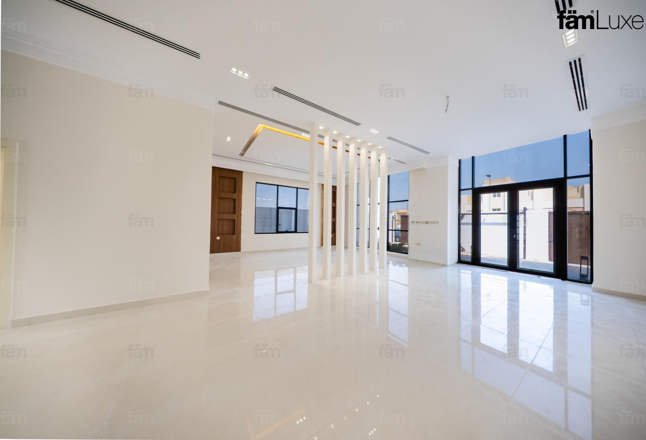 Suburban villa for family, easy access to the city photo 12