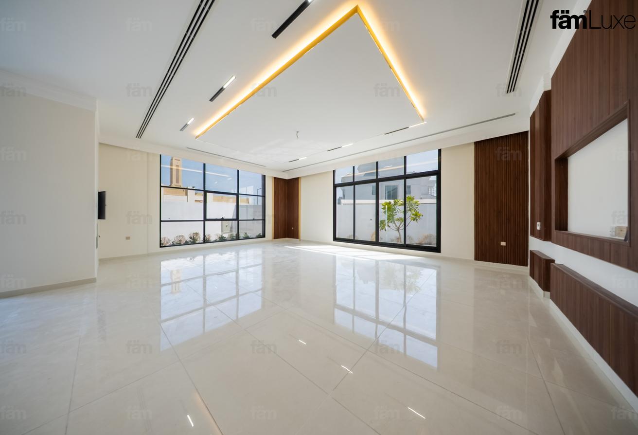 Suburban villa for family, easy access to the city photo 14