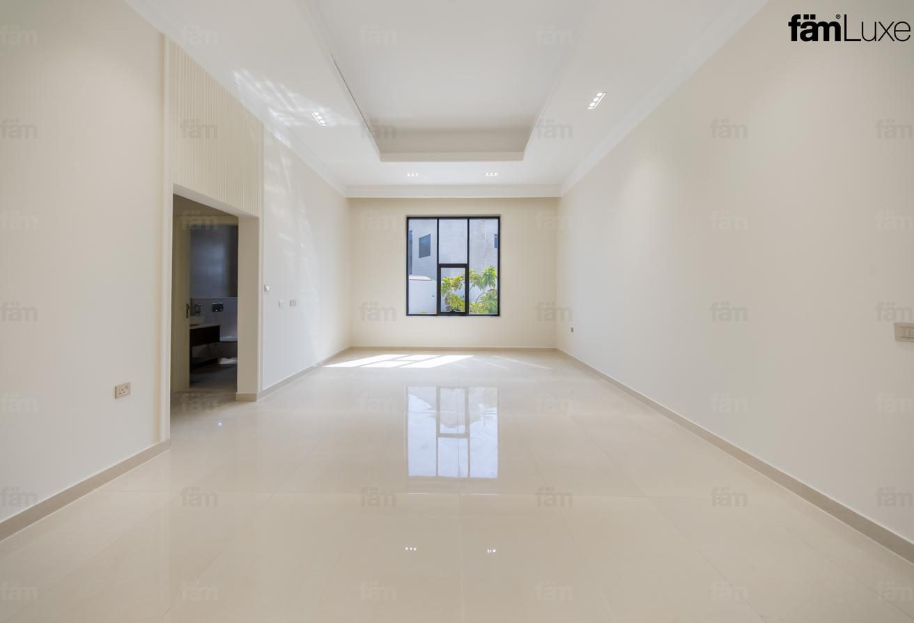 Suburban villa for family, easy access to the city photo 18