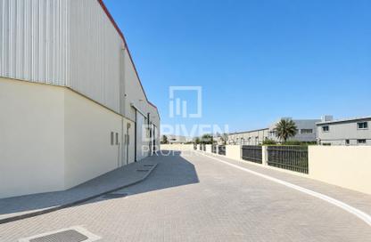 Warehouse - Studio - 1 for rent in ICAD - Industrial City Of Abu Dhabi - Mussafah - Abu Dhabi