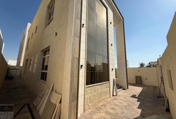 60523044 - Property Image 2