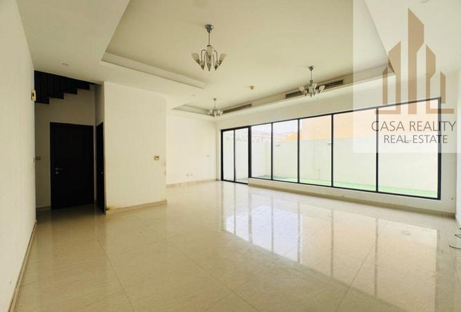 73871859 - Property Image 3