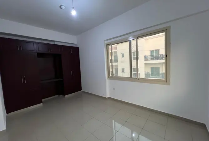 163257800 - Property Image 2