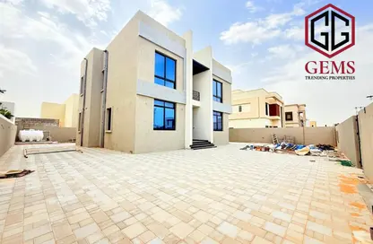 Villa - 5 Bedrooms - 6 Bathrooms for rent in Al Aweer 1 - Al Aweer - Dubai
