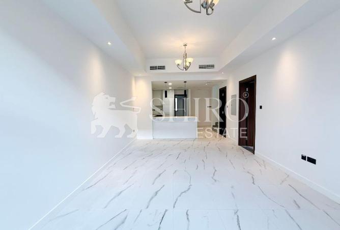 56942608 - Property Image 2