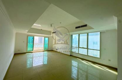 Apartment - 2 - 4 for rent in Jamal Abdul Nasser Street - Al Majaz - Sharjah Apartment - 2 - 4 for rent in Jamal Abdul Nasser Street - Al Majaz - Sharjah