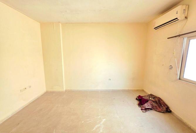 54008457 - Property Image 3