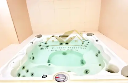 شقة - غرفة نوم - 2 حمامات للايجار في برج دوجا - شارع الشيخ زايد - دبي