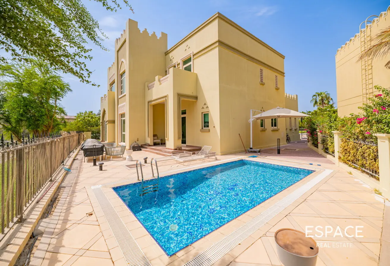 117262373 - Property Main Image