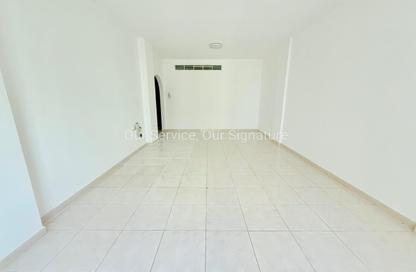 Apartment - 2 Bedrooms - 2 Bathrooms for rent in New Al Taawun Road - Al Taawun - Sharjah