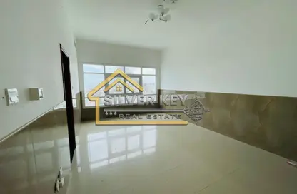 Apartment - 2 Bedrooms - 3 Bathrooms for rent in Bu Tina - Al Sharq - Sharjah