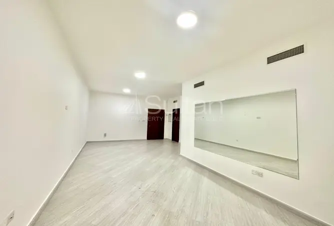 161429001 - Property Image 2