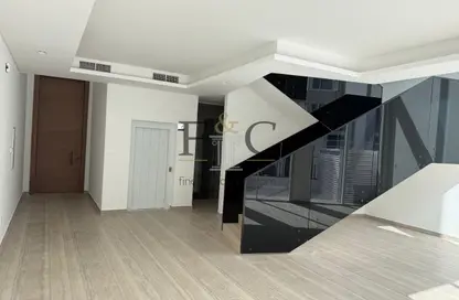 فيلا - 4 غرف نوم - 5 حمامات للايجار في وادي الصفا 3 - دبي