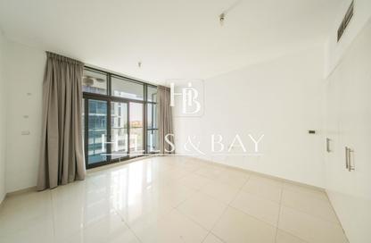 Apartment - Studio - 1 for rent in Golf Promenade 3B - Golf Promenade 3 - Golf Town - Damac Hills - Dubai