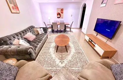 Apartment - 2 Bedrooms - 2 Bathrooms for rent in Al Khan - Sharjah